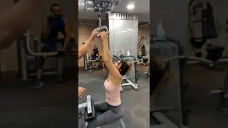 اجمد تمارين مع النجمه الجميلة نجلاء بدر  اجمد تمارين مع النجمه الجميلة نجلاء بدر