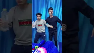 لما ابوك يقفشك بتفطر 