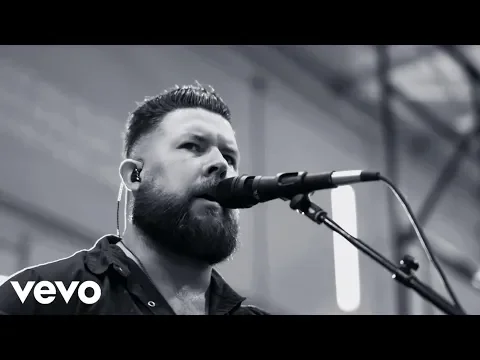 Download MP3 Zach Williams - No Longer Slaves (Live from Harding Prison)