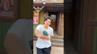 انتي كوتي كوتي  نزلتتتت كامله هناك   دندنها