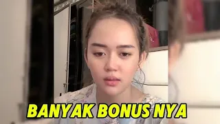 live before you even do anything youre already given a bonus do your make up first guys