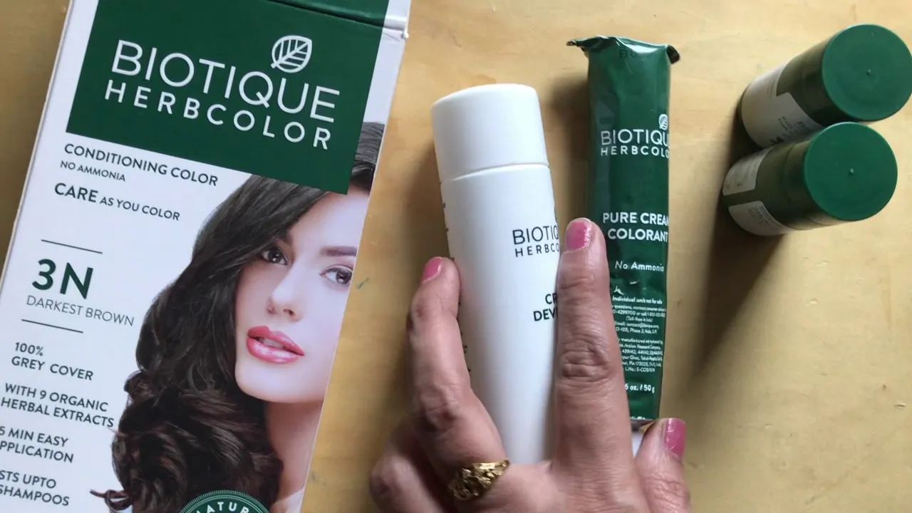 L'oreal Paris Root Touchup Spray|Benefits|Side Effects | How To Apply| Instant Grey Hair Coverage