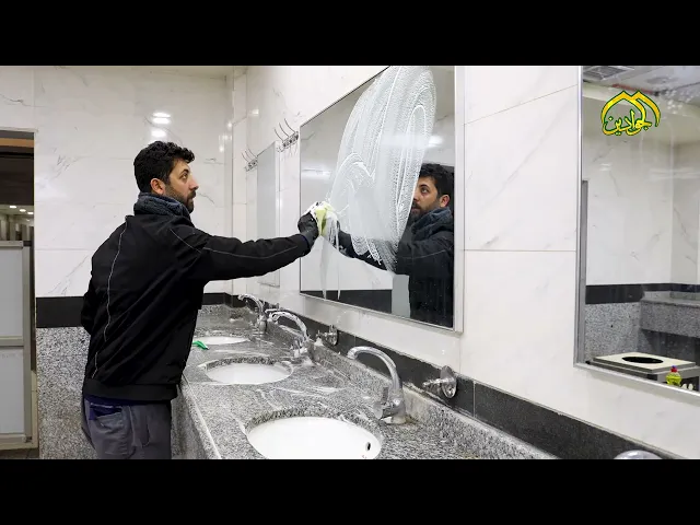 جهود إستثنائية تبذل من ملاكات شعبة النظافة على مدار الساعة خدمةً للمكان المقدس وللزائرين الكرام.
