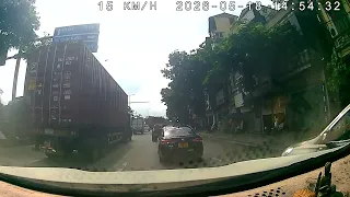 Lái xe quanh Hà Nội Lái xe quanh Hà Nội 20260518 145255 Front 3min