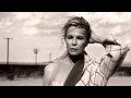 KIM BASINGER