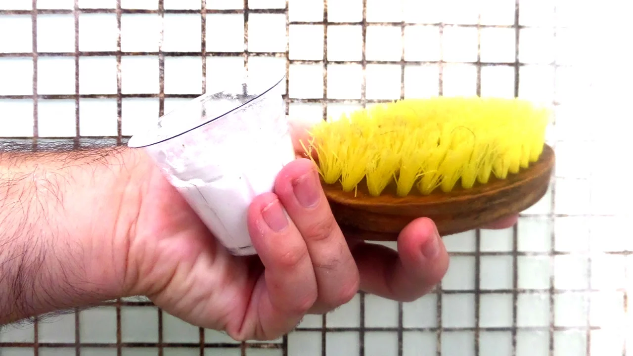 LIMPA TUDO! VASO SANITÁRIO BRILHANDO - SEM ODOR E SEM GASTAR MUITO!  SIMPLES E RÁPIDO. 