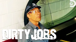 Download Mike Rowe Gets Down and Dirty on an Escalator Cleaning Job | Dirty Jobs | Discovery MP3