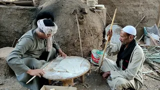 الحاج الضوى اجوز موظفه وبيعمل فطير 