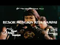 Download Lagu Hindia - Besok Mungkin Kita Sampai (Live from 5 tahun Menari Dengan Bayangan at Pestapora 2024)
