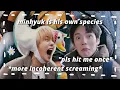 Download Lagu minhyuk doing very questionable things