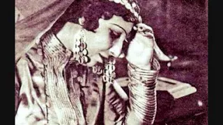 منيرة المهدية   إتمخطري دندنها