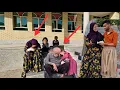 Download Lagu Ameneh's sadness over the absence of the shopkeeper's family and his efforts to find Masoumeh