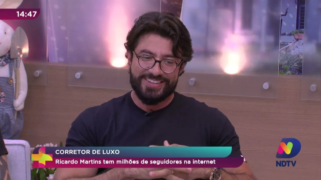 Corretor de luxo: Ricardo Martins tem milhões de seguidores na internet