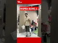 Download Lagu Seorang pria hadiri acara pernikahan mantan pacarnya dengan penuh rasa percaya diri
