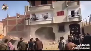 عملتوا ايه يا ولادي في الدنيا دي اغنيه لشاديه 