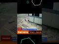 Download Lagu DETIK-DETIK KULI BANGUNAN KESETRUM LISTRIK TEGANGAN TINGGI - Dubbing Jawa#cctv#shorts#kecelakaan