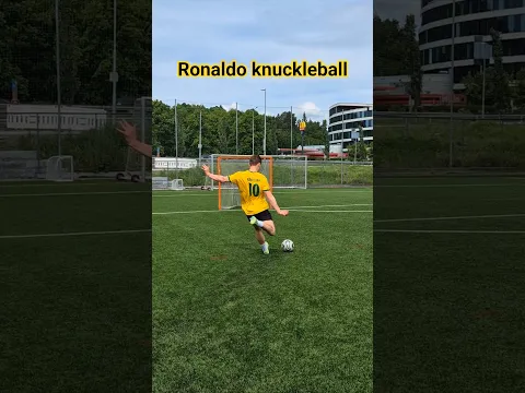 Knuckleball + Ronaldo free kick = ??? #football #worldcup2026