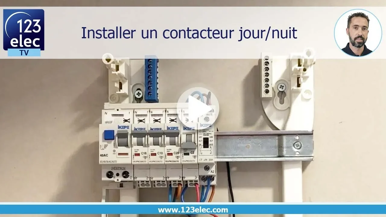 Installer un contacteur jour/nuit dans son tableau électrique