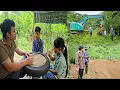 Download Lagu The two orphans were surprised to receive a large piece of land to dig a pond to raise fish.