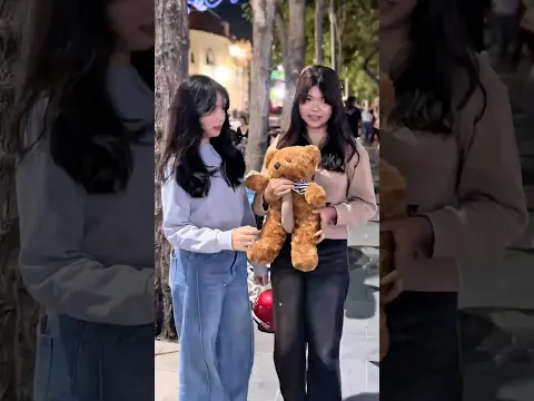 Prank on Entrusting a Cute Teddy Bear Makes This Beautiful Girl So Happy