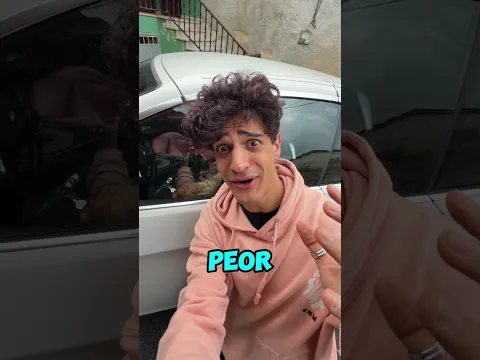 ENCUENTRO una GALLINA dentro del COCHE con mis LLAVES!