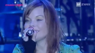 Download Nightwish (Anette Olzon) - The Poet and the Pendulum live Gampel Open Air 2008 MP3