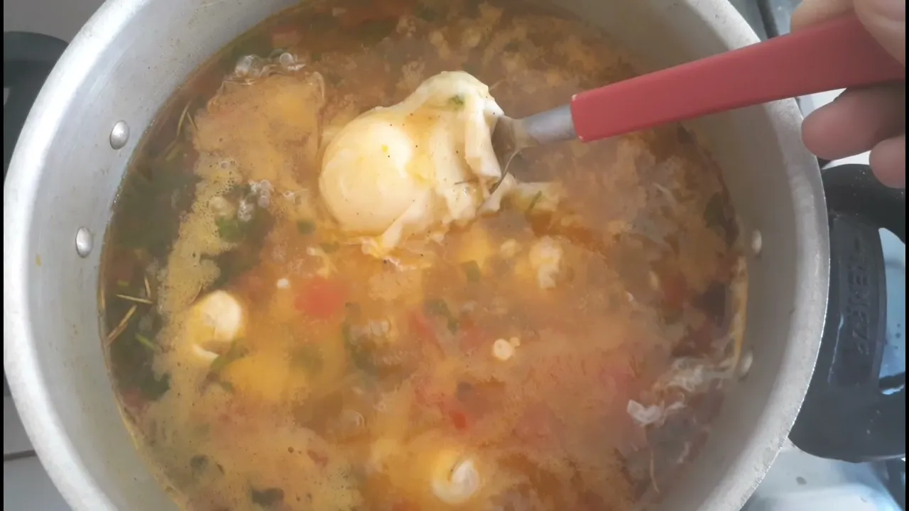 Você tem tomates e ovos? Faça esta receita simples, deliciosa e barata Cantinho da Gê Receita Arabe