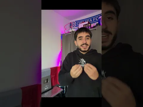 La VIEILLE qui se DONNE à FOND en MANIF 🤣
