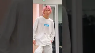 胸バコーンしてる Snowman 佐久間大介 Lovetrigger 