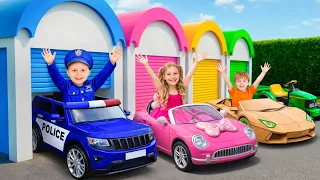 Car Garage Sale! Kids Story About Helping