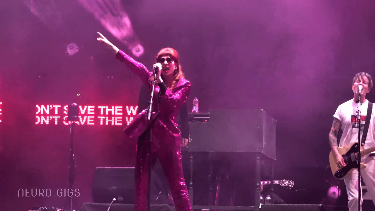 Manic Street Preachers -  Your Love Alone Is Not Enough (Cardiff Castle, July 2024) [4K]