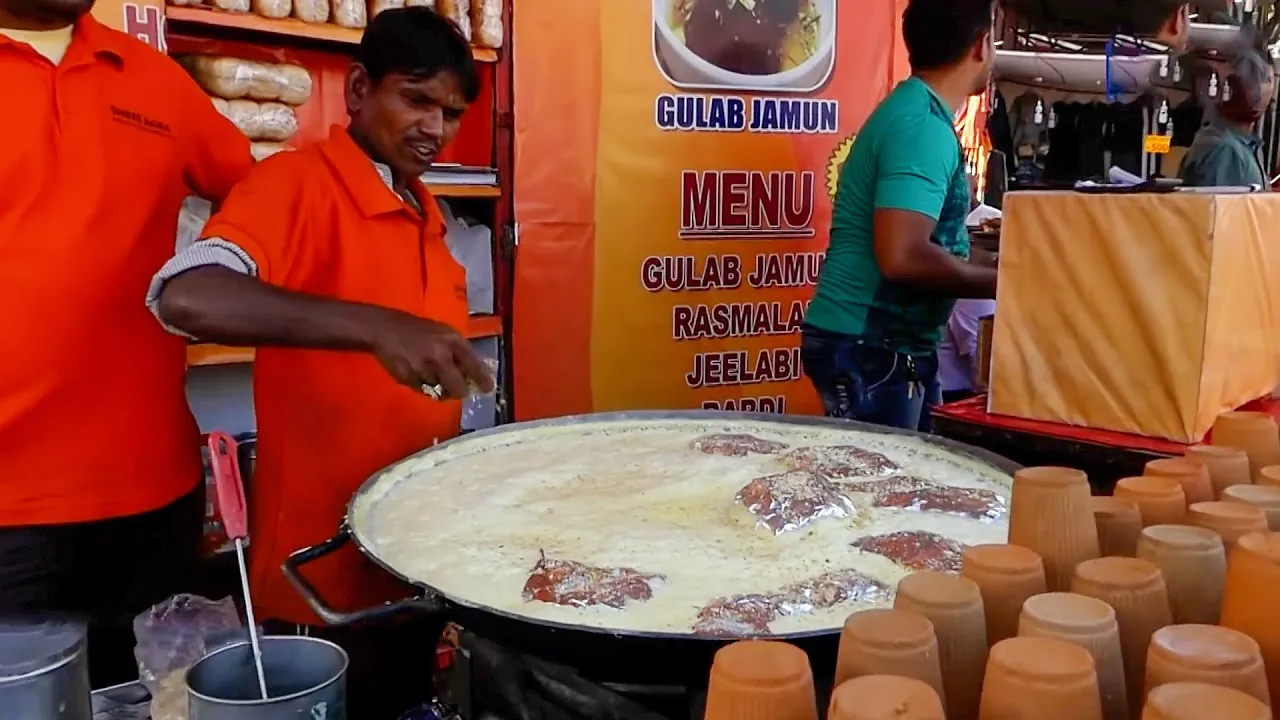 Biggest Kadhai Kesar Doodh Making   Kesar Badam Milk @30Rs Only l Hyderabad Street Food