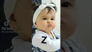 صور بنات صغيرات كيوت على أحرف الانجليزيهH N A Z M K R B 