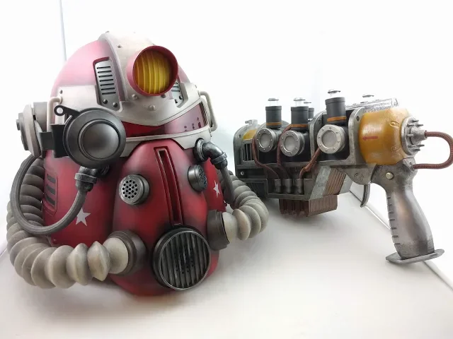 T-51b Power Armor Helmet (Nuka Cola variant)