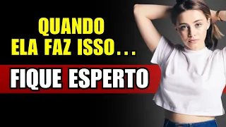 Gestos Femininos que Revelam Des3jo por Você - Descubra Agora Mesmo!
