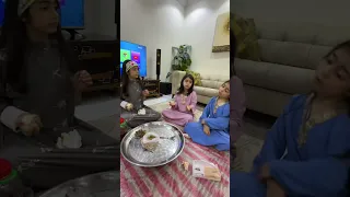 كتبولنا شو حابيين تشوفنا بأدوار تانية    باب الحارة  تمثيل دندنها