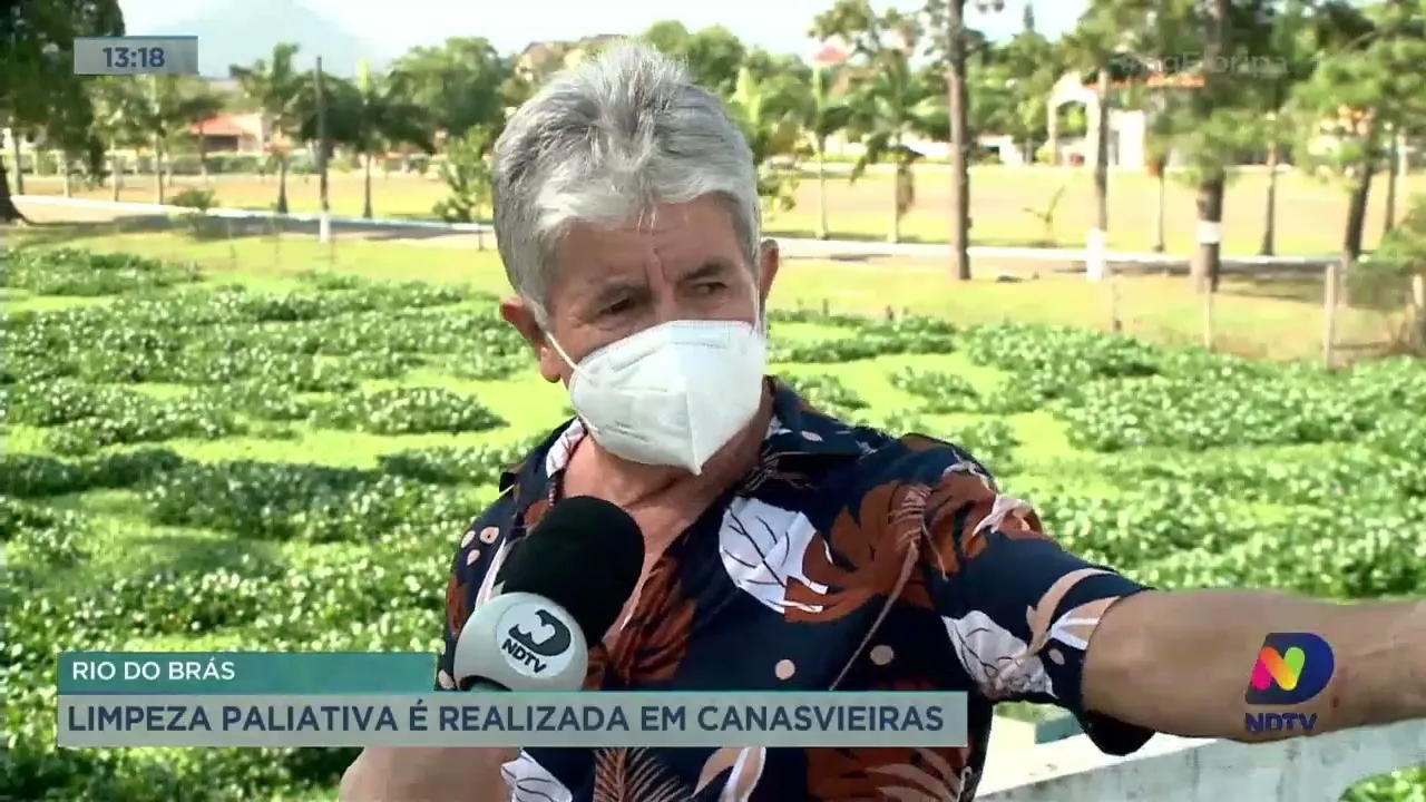 Rio do Brás: limpeza paliativa é realizada em Canasvieiras