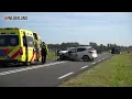 Download Lagu Vrouw gewond nadat auto onder vrachtwagen belandt: trailer verliest lading slachtafval in Dronten