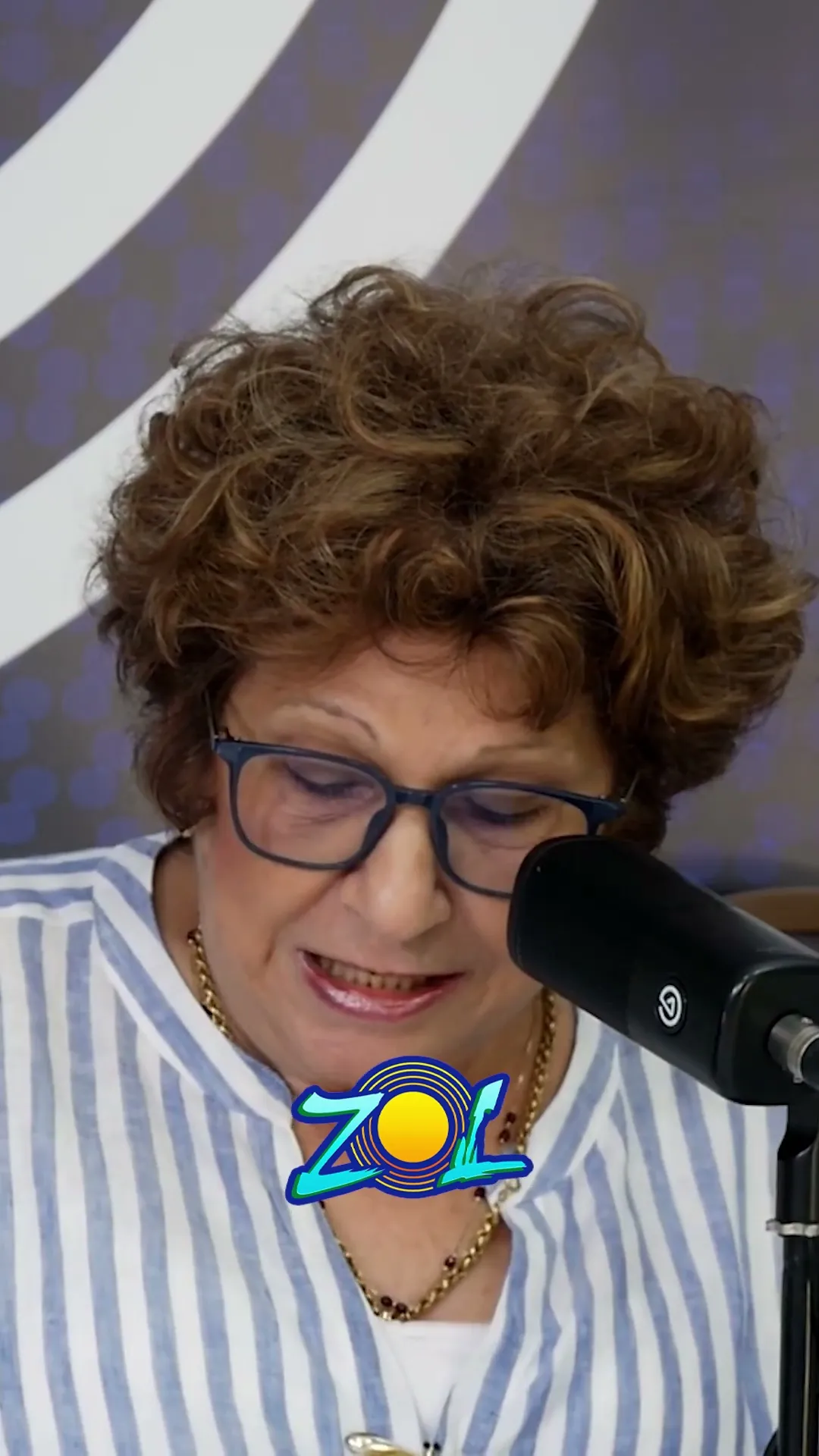 REABREN EL GOBIERNO, PERO EL OBAMACARE DIVIDE