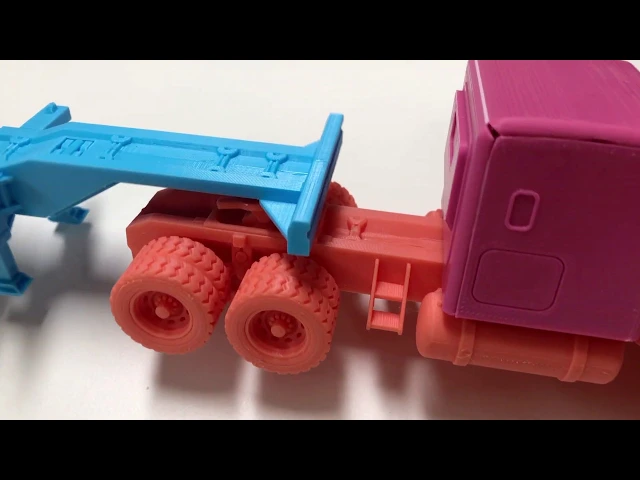 Foldable Trailer Frame for Peterbilt 379 video thumbnail