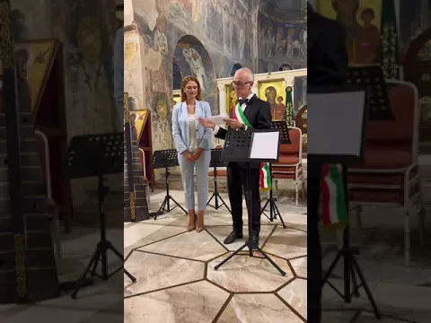 Наташа Поповиќ одликувана со Орден „Витез на Редот на Ѕвезда на Италија“