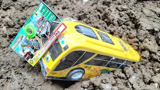 Gali Mobil Mobilan di Tanah Bus Toya Kuning, Mobil Monster, Mobil Balap, Mobil Polisi, McQueen Cars