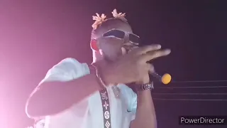 senior maintain live performance la virgin hotel new heaven