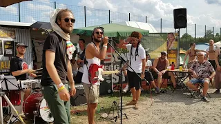 Download Toke \u0026 Ras Muhamad live in MoaFire Corner, Reggaejam Germany. Bambu Keras jam session 2018 MP3