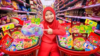AQILA BORONG SEMUA JENIS YUPI PAKAI SEPATU RODA WARNA PINK