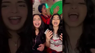 احنا وقعنا ف ستين نيلا هتغني مع فرح وأختها ومامتها 