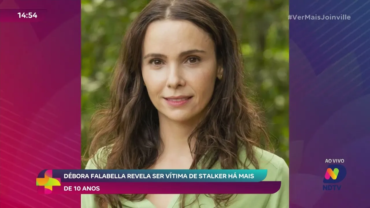 Débora Falabella revela ser vítima de stalker há mais de 10 anos