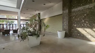 finding a buffet at an abandoned mall