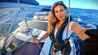 The QUICKEST Way to LEARN TO SAIL (and travel the world!) ⛵️