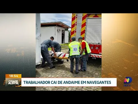 Resgate em Navegantes: trabalhador precisa de assistência após queda de andaime